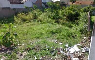 Imagem: O terreno possui 480m² de Área e está localizado em Parque