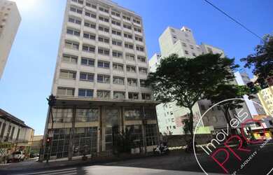 Imagem: O depósito possui 5 Vagas na garagem, 4.331m² de Área e