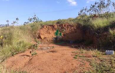 Imagem: O terreno possui 140m² de Área e está localizado em Bragança