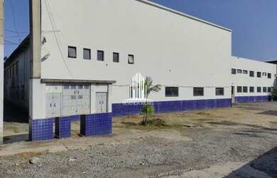 Imagem: O depósito possui 4.000m² de Área e está localizado em