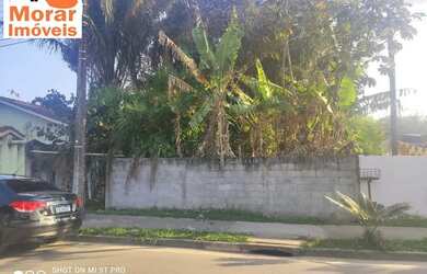 Imagem: O terreno possui 300m² de Área e está localizado em Vista