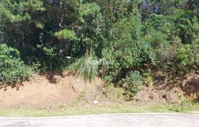 Imagem: O terreno possui 503m² de Área e está localizado em Gramado