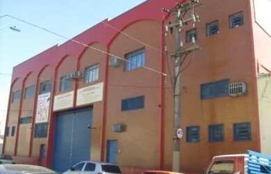 Imagem: O depósito possui 3.700m² de Área e está localizado em