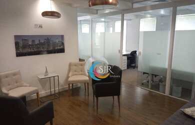 Imagem: O depósito possui 5 Vagas na garagem e 518m² de Área e está