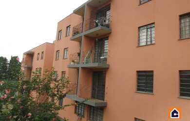 Imagem: O apartamento possui 3 Dormitórios, 1 Banheiro, 1 Vaga na garagem