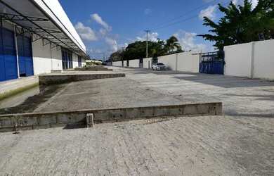 Imagem: O depósito possui 5 Vagas na garagem, 7.000m² de Área, Imóvel