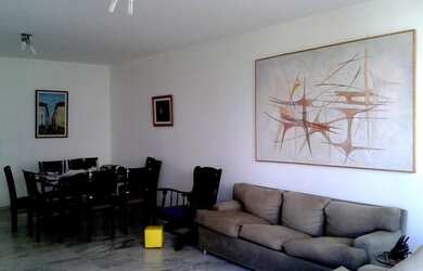 Imagem: O apartamento possui 3 Dormitórios, 3 Banheiros, 2 Vagas na