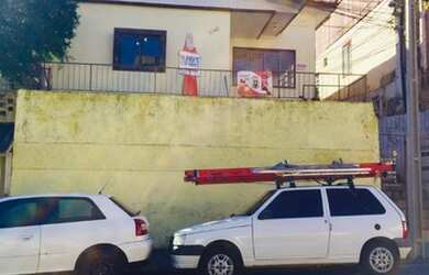 Imagem: A casa possui 3 Dormitórios, 1 Banheiro, 106m² de Área e