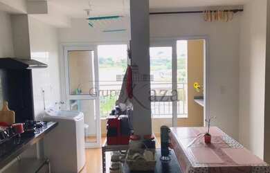 Imagem: O apartamento possui 2 Dormitórios, 2 Banheiros, 1 Vaga na