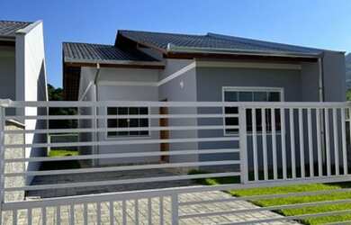 Imagem: A casa possui 2 Dormitórios, 1 Banheiro, 62m² de Área e