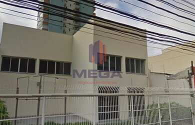 Imagem: O depósito possui 4 Vagas na garagem, 800m² de Área e está