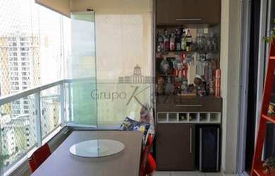 Imagem: O apartamento possui 3 Dormitórios, 2 Banheiros, 2 Vagas na