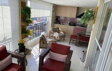 Imagem: O apartamento possui 3 Dormitórios, 5 Banheiros, 3 Vagas na