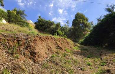 Imagem: O terreno possui 962m² de Área e está localizado em Estância
