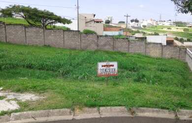 Imagem: O terreno possui 662m² de Área e está localizado em Vila