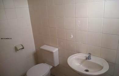 Imagem: O depósito possui 244m² de Área e está localizado em Vila