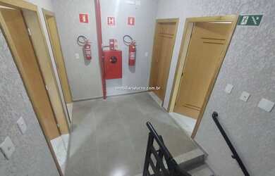 Imagem 10: OPORTUNIDADE COM ELEVADOR Próximo à Av. Dom Pedro I e comércios Acabamento...