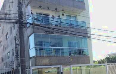 Imagem: O apartamento possui 3 Dormitórios, 1 Banheiro, 2 Vagas na