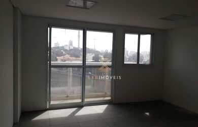 Imagem: O depósito possui 1 Vaga na garagem e 35m² de Área e está