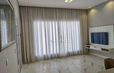 Imagem: A casa em condomínio possui 2 Dormitórios, 3 Banheiros, 4