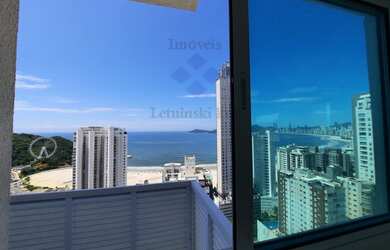 Imagem: O apartamento possui 4 Dormitórios, 4 Banheiros, 3 Vagas na