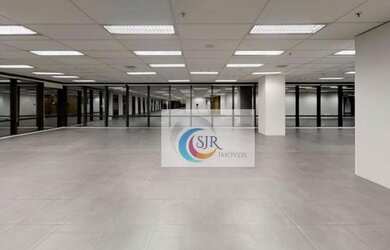 Imagem: O depósito possui 5 Vagas na garagem, 1.321m² de Área e