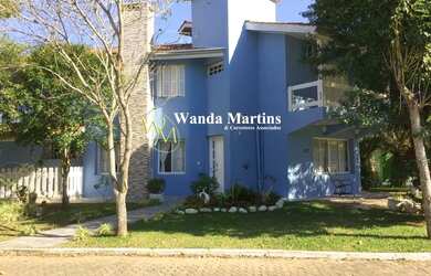 Imagem: A casa em condomínio possui 3 Dormitórios, 3 Banheiros, 234m²