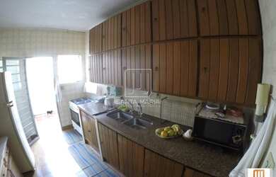Imagem 9: Casa térrea na rua 5 dormitórios/suite, cozinha planejada