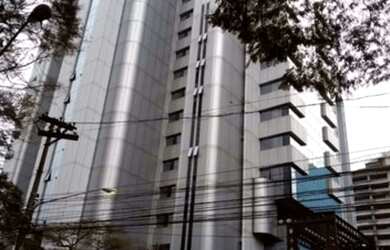 Imagem: O depósito possui 5 Vagas na garagem, 1.009m² de Área e