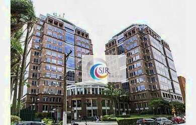 Imagem: O depósito possui 5 Vagas na garagem, 914m² de Área e está