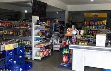 Imagem: O depósito possui 300m² de Área e está localizado em Cordeiros