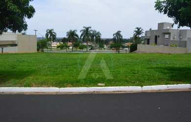 Imagem 2: SãO JOSé DO RIO PRETO - Terreno Padrão - Condomínio Vilage La Montagne