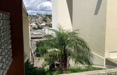 Imagem: O apartamento possui 2 Dormitórios, 1 Banheiro, 2 Vagas na