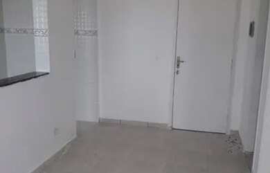 Imagem: O apartamento possui 1 Dormitório, 1 Banheiro, 1 Vaga na garagem