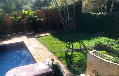 Imagem: A casa em condomínio possui 3 Dormitórios, 5 Banheiros, 4