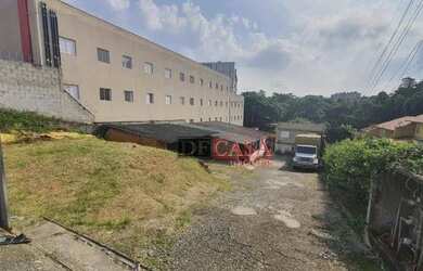 Imagem: O terreno possui 974m² de Área e está localizado em Vila