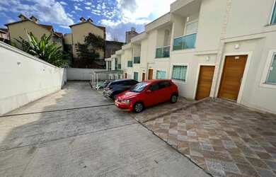 Imagem: A casa em condomínio possui 2 Dormitórios, 2 Banheiros, 1