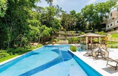 Imagem: A casa em condomínio possui 4 Dormitórios, 3 Banheiros, 2