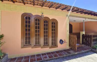 Imagem: A casa em condomínio possui 3 Dormitórios, 3 Banheiros, 1