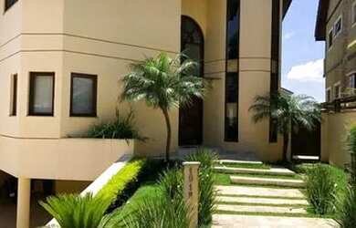 Imagem: A casa em condomínio possui 4 Dormitórios, 5 Banheiros, 4