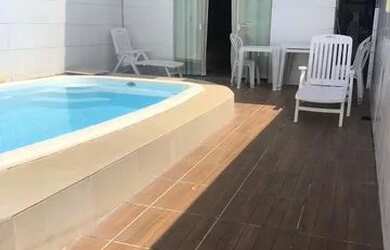 Imagem: A casa em condomínio possui 3 Dormitórios, 2 Banheiros, 1