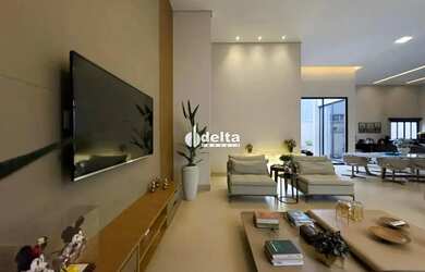 Imagem 5: Casa no condomínio GOLDEN VILLAGE disponível para venda em Uberlândia-MG