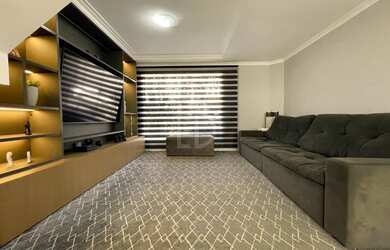 Imagem: A casa em condomínio possui 3 Dormitórios, 3 Banheiros, 2