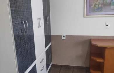 Imagem 2: Alugo quarto mobiliado. Ambiente predominantemente masculino