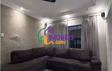 Imagem: A casa possui 2 Dormitórios, 2 Banheiros, 3 Vagas na garagem