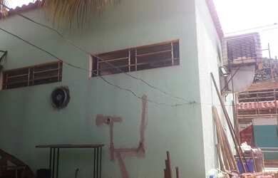 Imagem 4: Vendo/troco casa com sala de comércio na frente