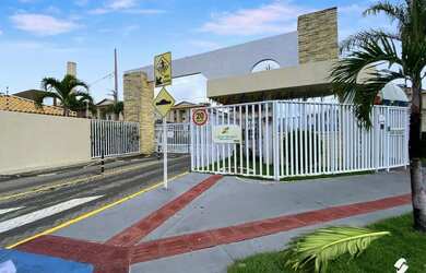 Imagem: O apartamento possui 3 Dormitórios, 1 Banheiro, 1 Vaga na garagem