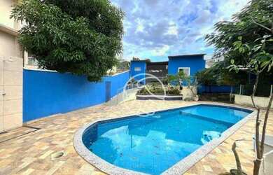 Imagem: A casa possui 1 Dormitório, 1 Banheiro, 1 Vaga na garagem