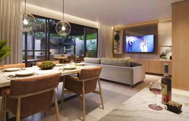 Imagem: A casa possui 3 Dormitórios, 2 Banheiros, 2 Vagas na garagem