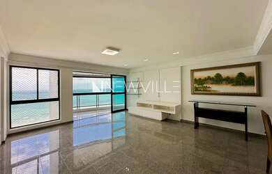 Imagem: O apartamento possui 4 Dormitórios, 2 Banheiros, 3 Vagas na